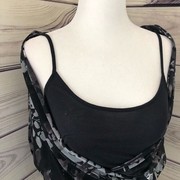 Express Floral Black Peplum Wrap Tank Blouse XS - Picture 3 of 7